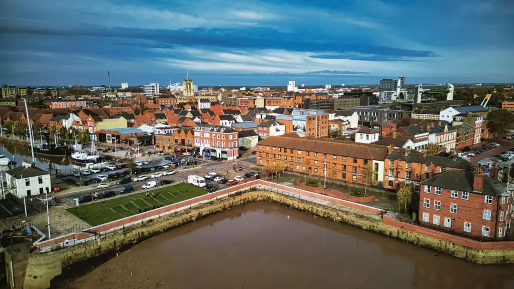 Hull-1