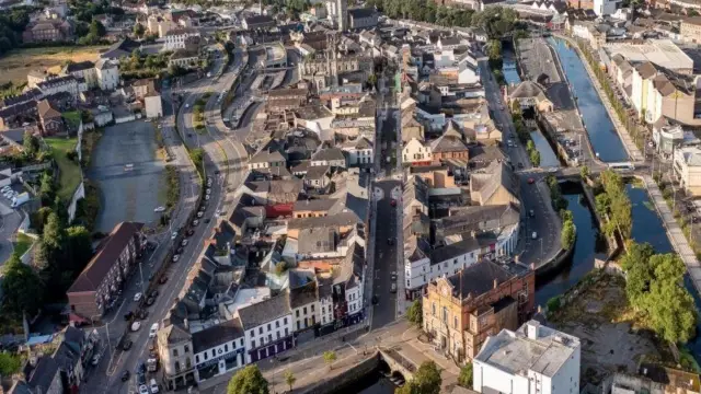Newry-3